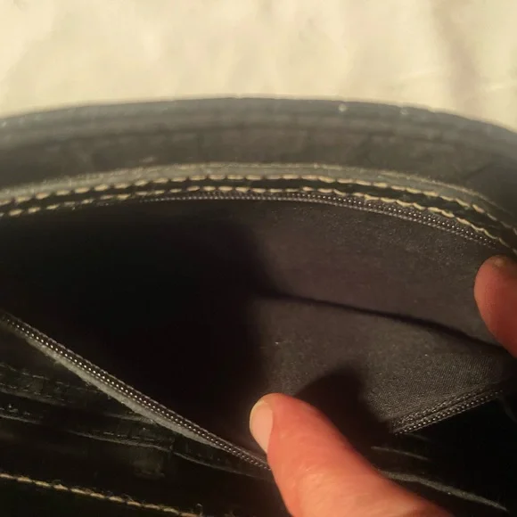 Unbranded Vegan Leather Purse Crocodile Print W Perfect Pockets &Built In Wallet - Picture 12 of 16